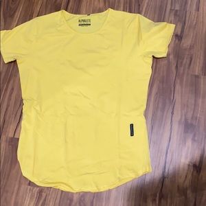 Men’s Alphalete tshirt — XL